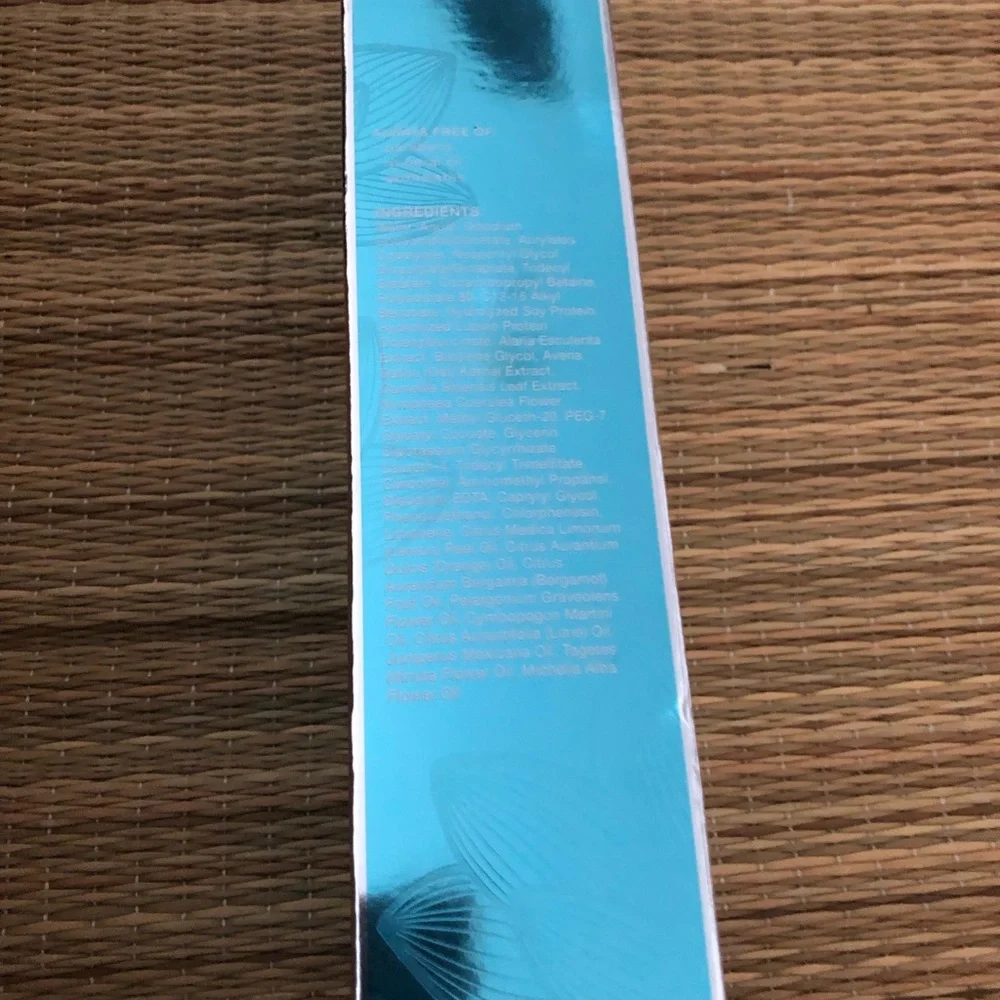 Purlisse Blue Lotus 4~in~1 Cleansing Milk